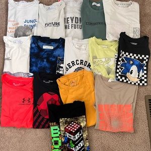15 Boys short sleeves Tees size 9/10, M